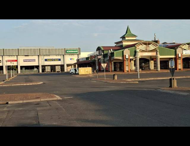 RETAIL PROPERTY TO RENT IN RICHARDS BAY CENTRAL